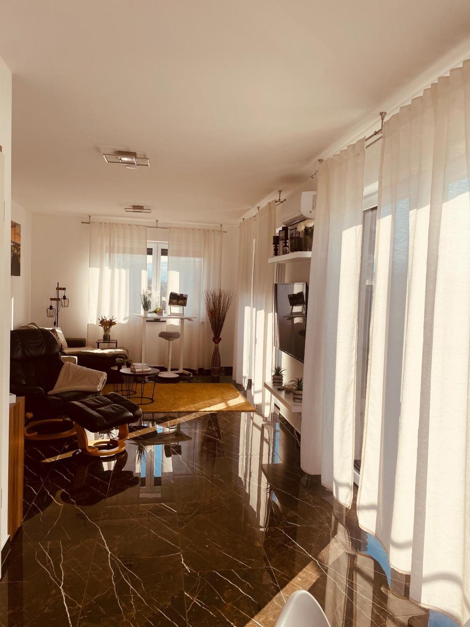 Ferienwohnung-Вайнщад Екстериор снимка